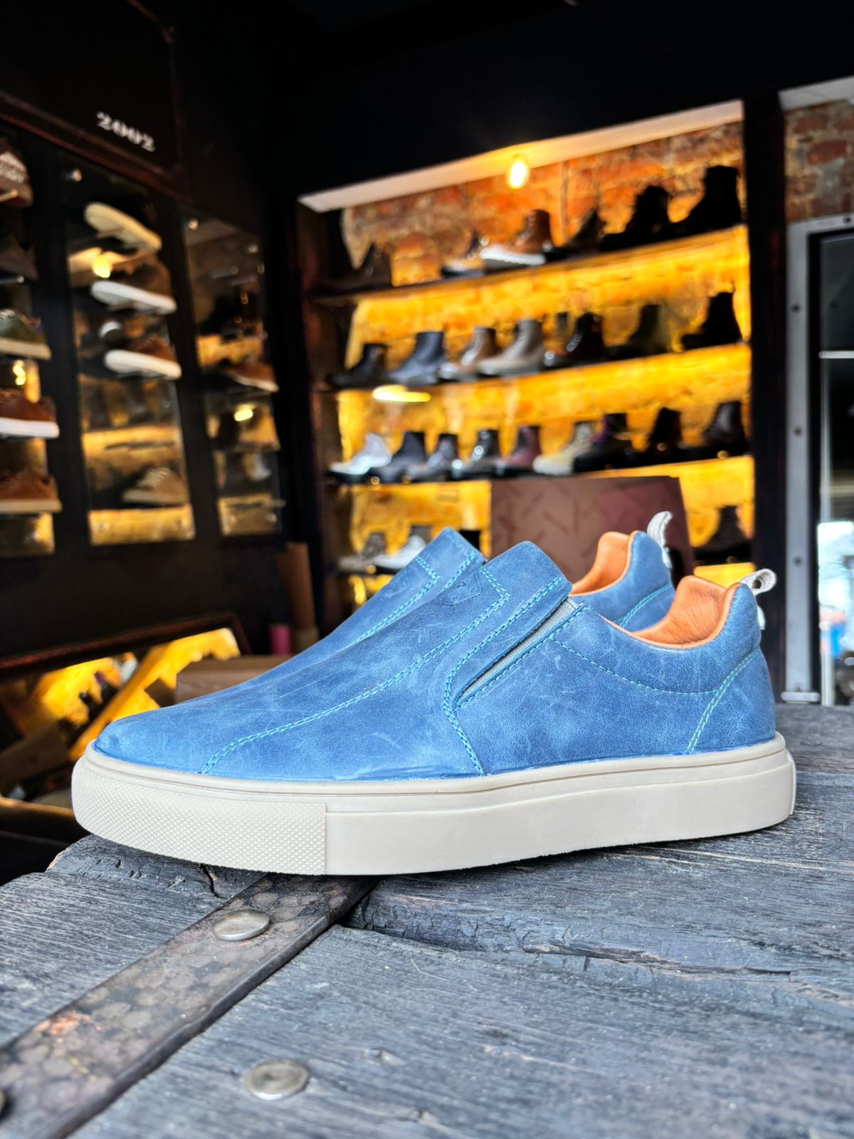 MOCASIN BLUE MARMOL X CARAMELO
