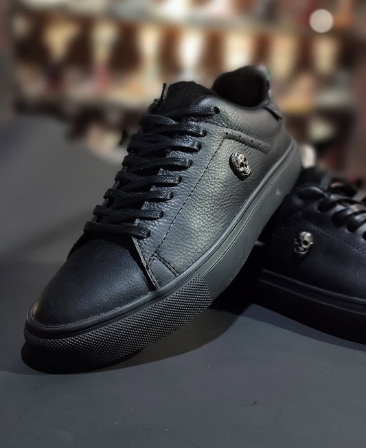 BLACK CLASIC